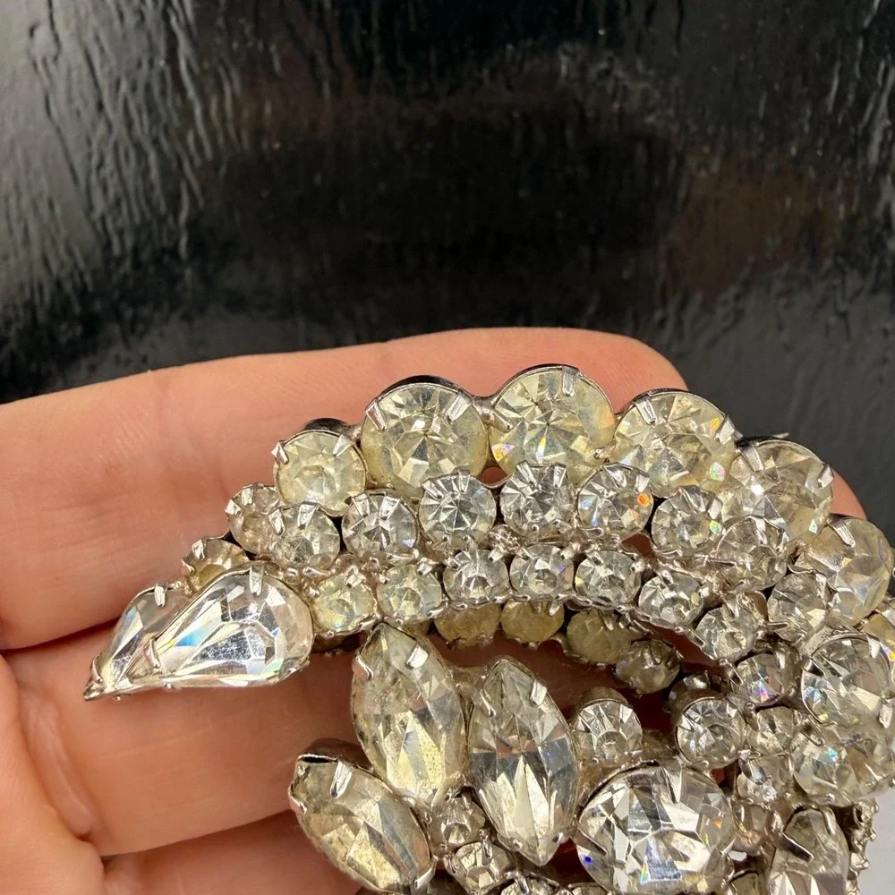 Vintage Estate Brooch Silver Tone Rhinestone Cluster Spray Floral